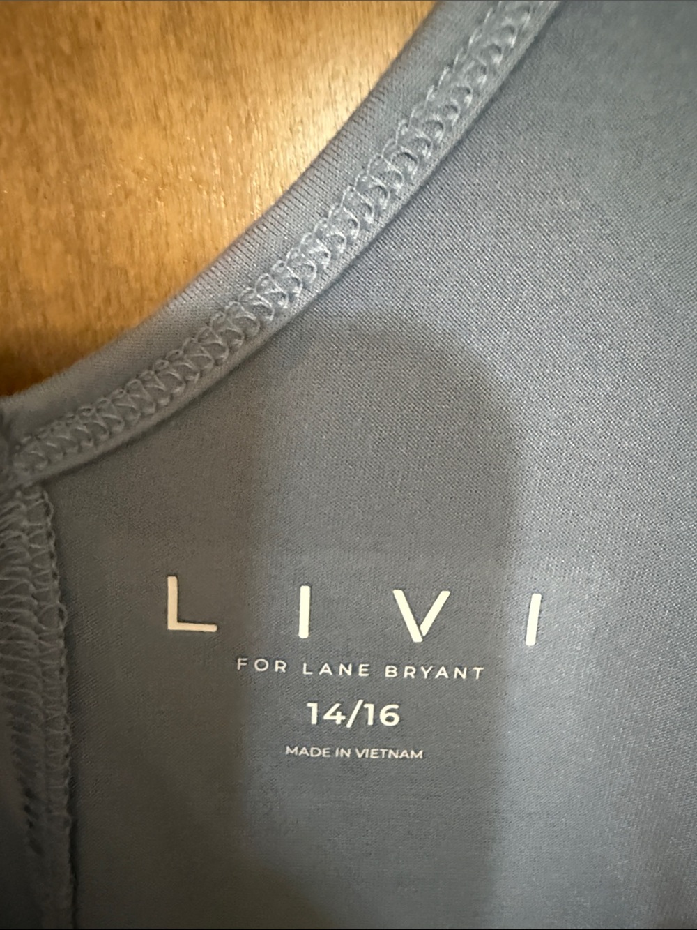 NWT Livi Active Light Blue V-Neck Sleeveless Tank - Picture 2 of 4